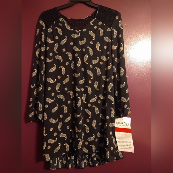 DR2 Long Sleeve Black Dress Size Large - Picture 1 of 9